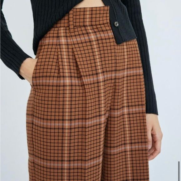 Wilfred Effortless Wool Blend Pants Red Check Size 12 Aritzia #95999 - Picture 11 of 11